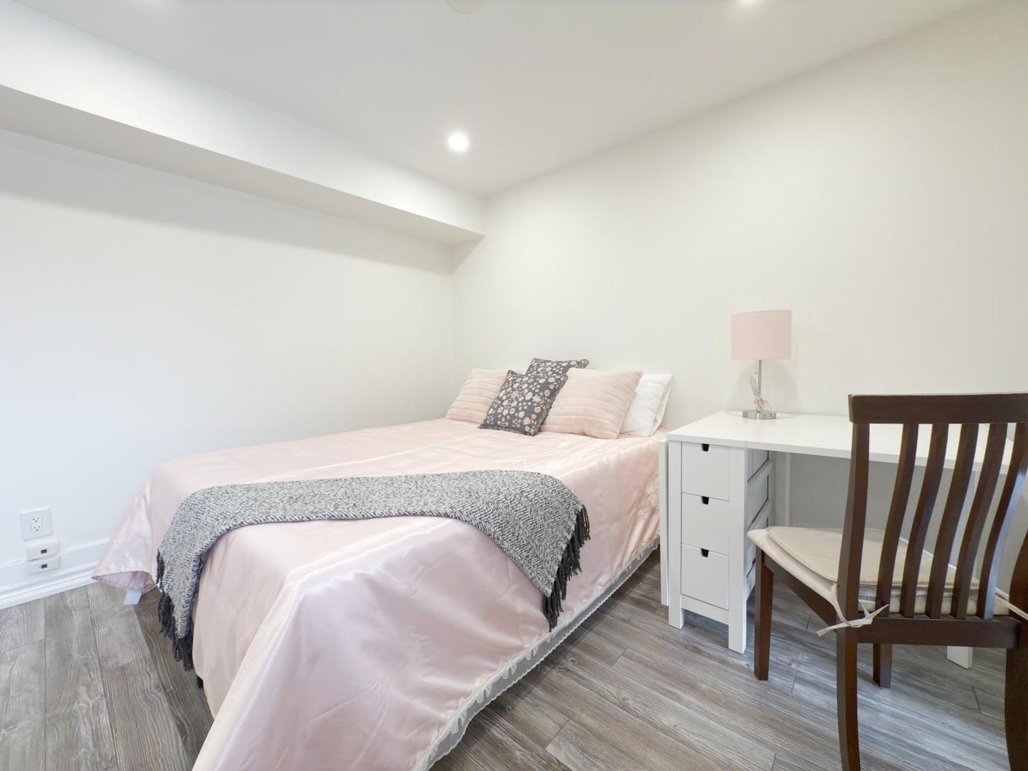 Cozy Room With Private Bath Near Don Mills Subway Toronto Buitenkant foto